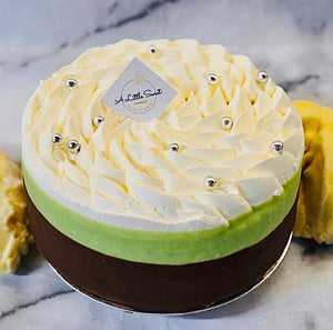 Monthong durian fresh cream cake 6”