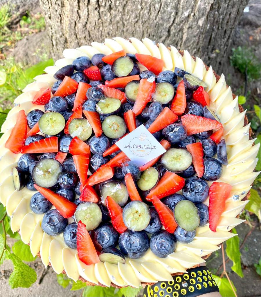 Mixed Berries Homemade Custard Cream Tart (20cm)